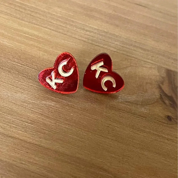 BRAND NEW lightweight acrylic Kansas City Chiefs stud earrings :3 options! - Picture 4 of 8